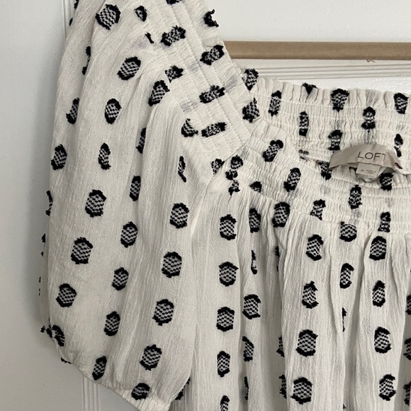 Loft White  and Black Patterned Women's Top - Picture 3 of 10